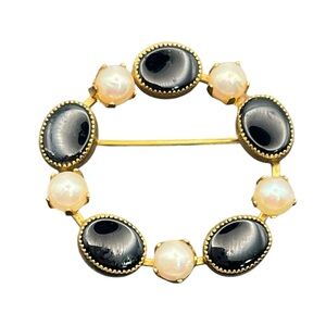 D’Abros 12k gold filled faux pearl & black cabochon round brooch pin vintage